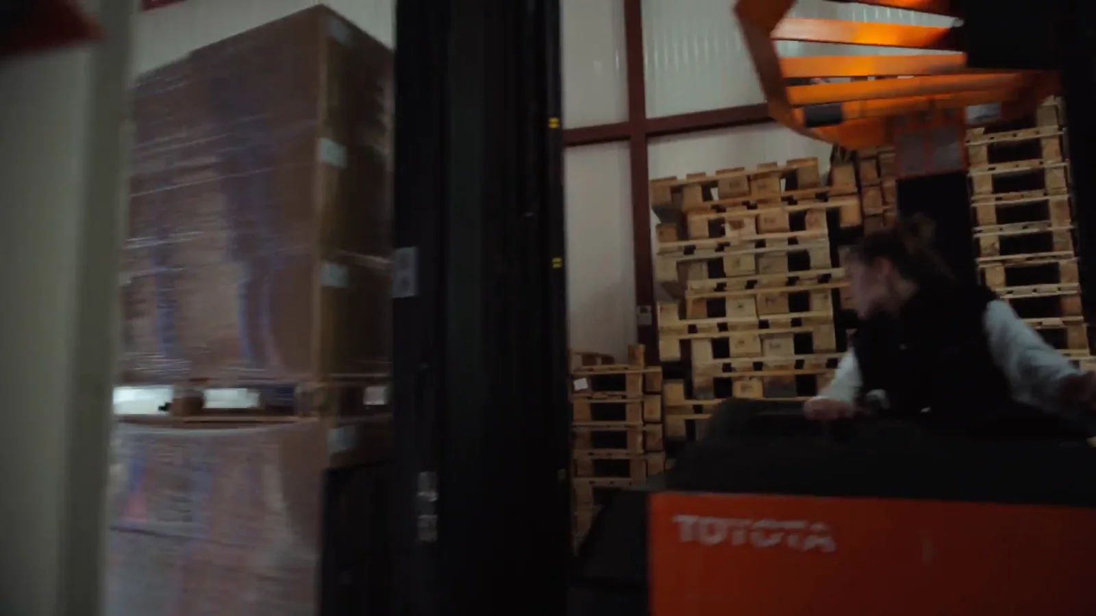 Warehouse and logistics